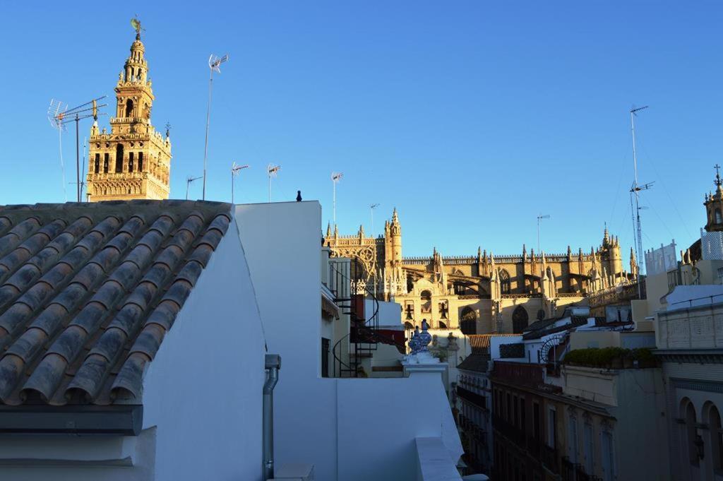 Stunning Attic With Private Terrace And Parking Optional Apartment Sevilla Bagian luar foto