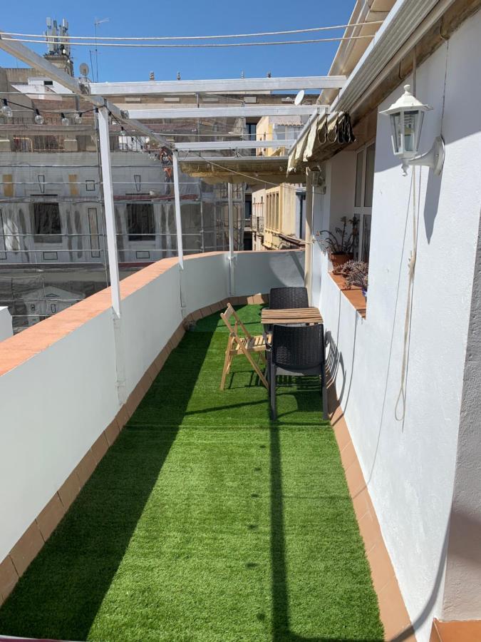 Stunning Attic With Private Terrace And Parking Optional Apartment Sevilla Bagian luar foto